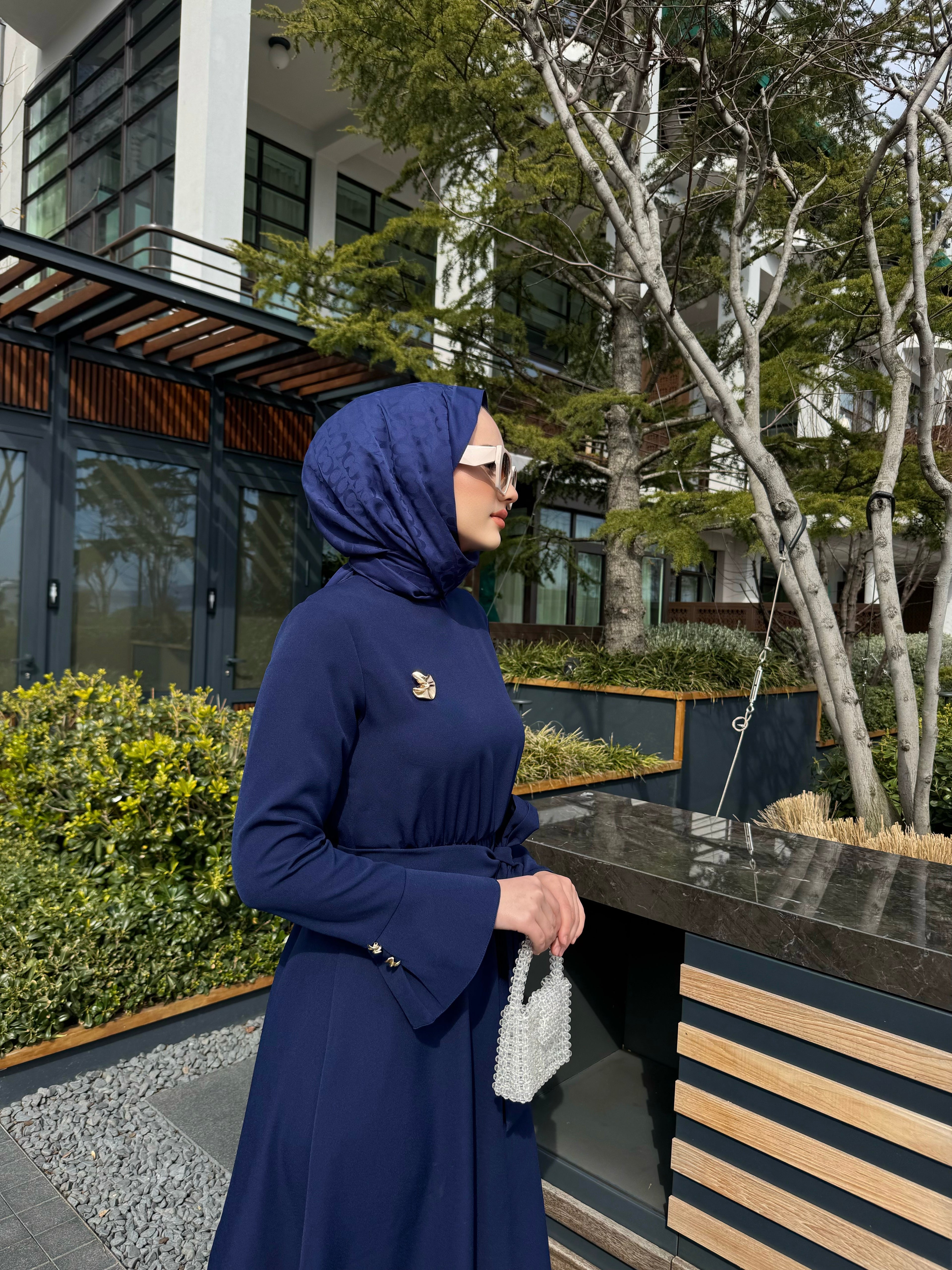 Mihra Elbise