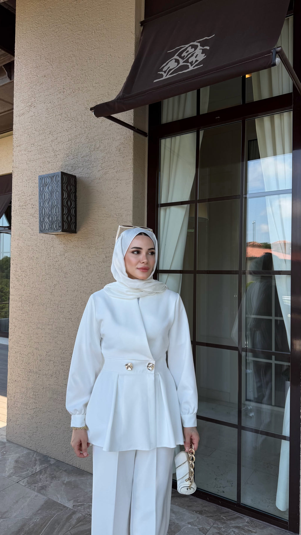 Serra Takım Beyaz